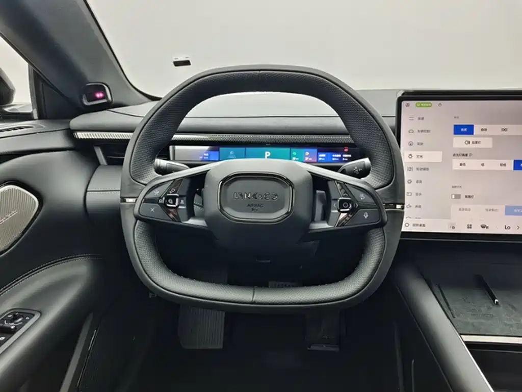 Lynk & Co 10 — миниатюра 11
