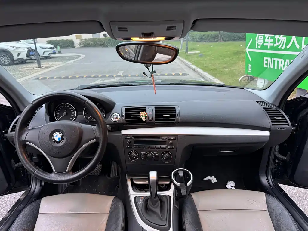 BMW 1 Series (Import) — миниатюра 7