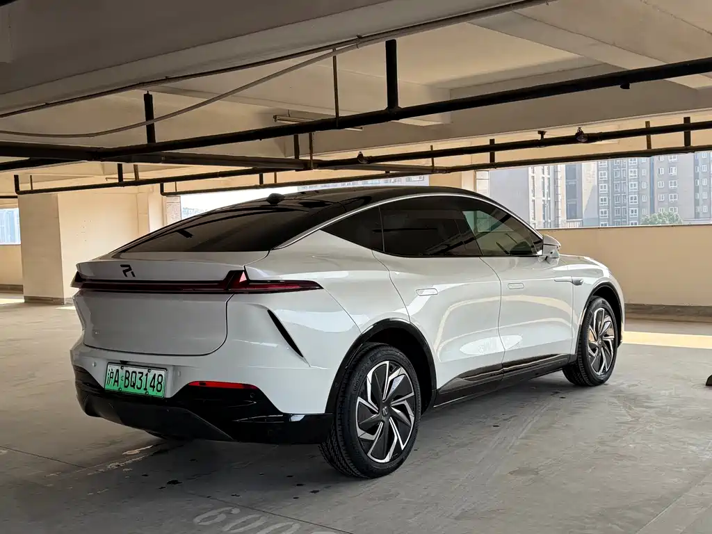 RISING AUTO FEIFAN R7