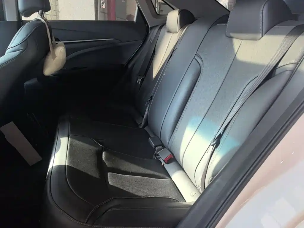 Buick Excelle — миниатюра 17