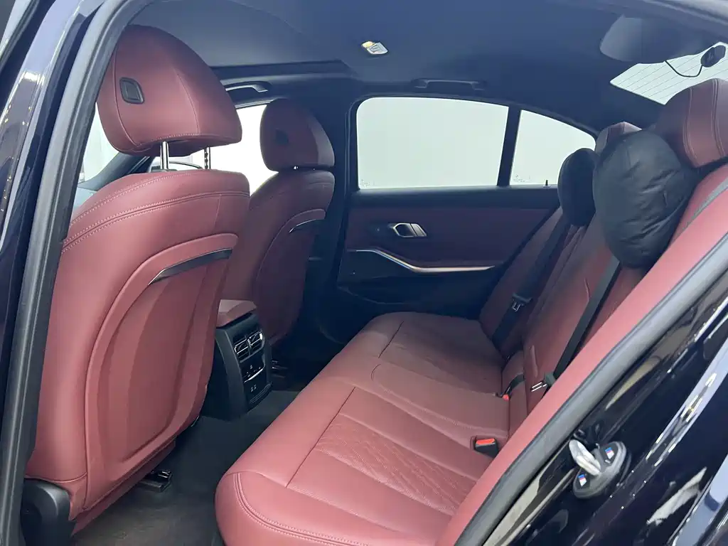 BMW 3 Series — миниатюра 14