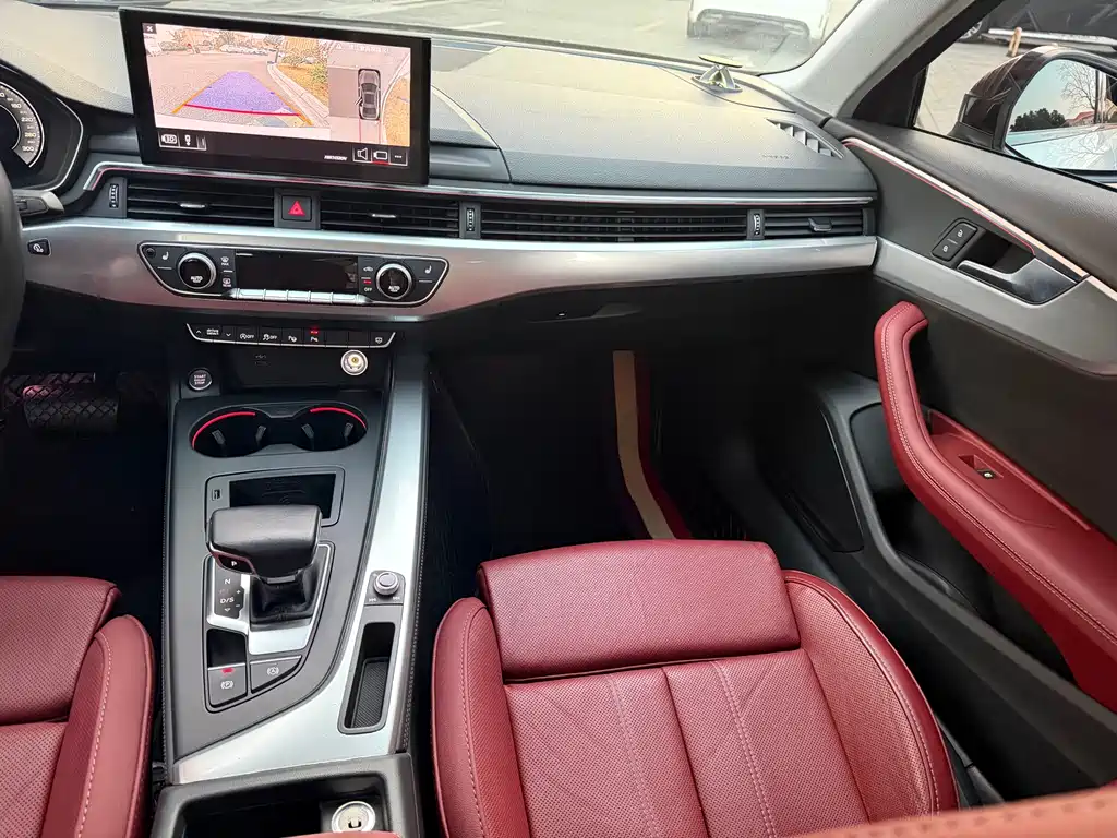 Audi A4L 2022 40 TFSI Luxury