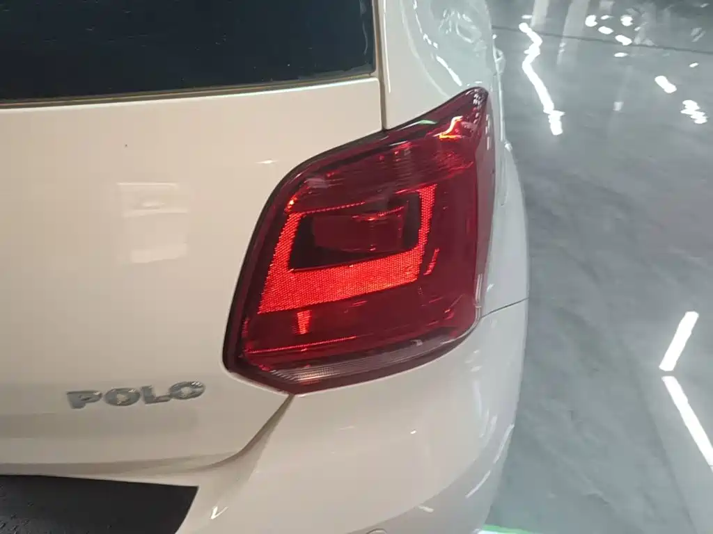 Volkswagen Polo — миниатюра 8