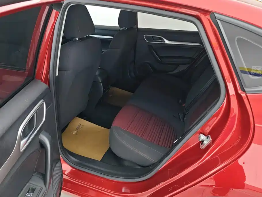 MG MG6 — миниатюра 11