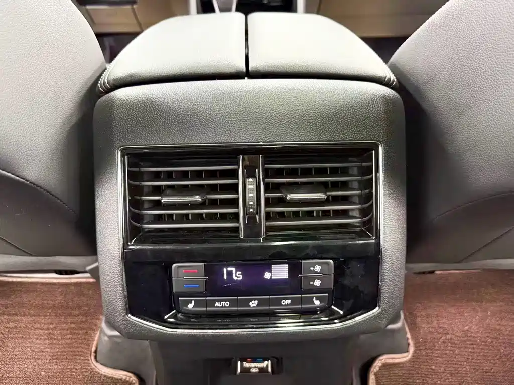 Volkswagen Teramont — миниатюра 16