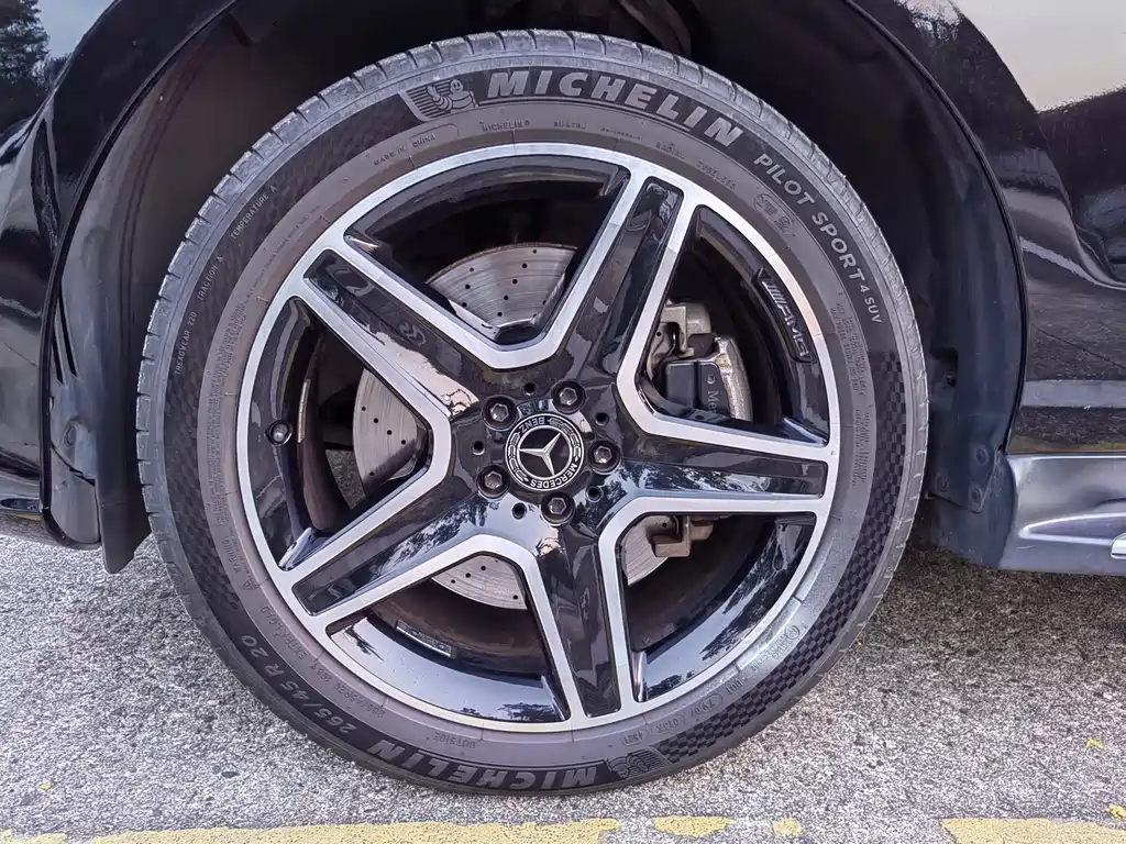 Mercedes-Benz GLE (Import) — миниатюра 8