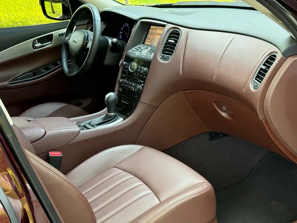 Infiniti QX50 (Import) — миниатюра 40