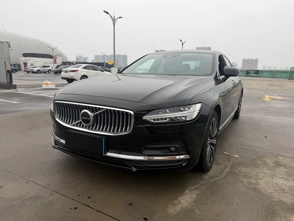 Volvo S90 2021 B5 Luxury