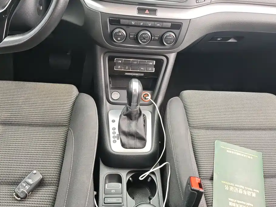 Volkswagen Sharan — миниатюра 16