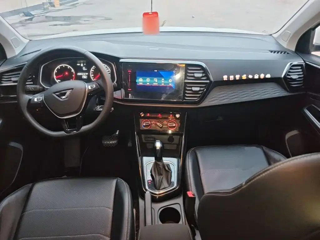 Jetta VS5 — миниатюра 10