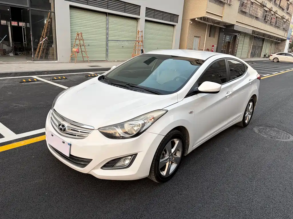 Hyundai Elantra Langdong 2014