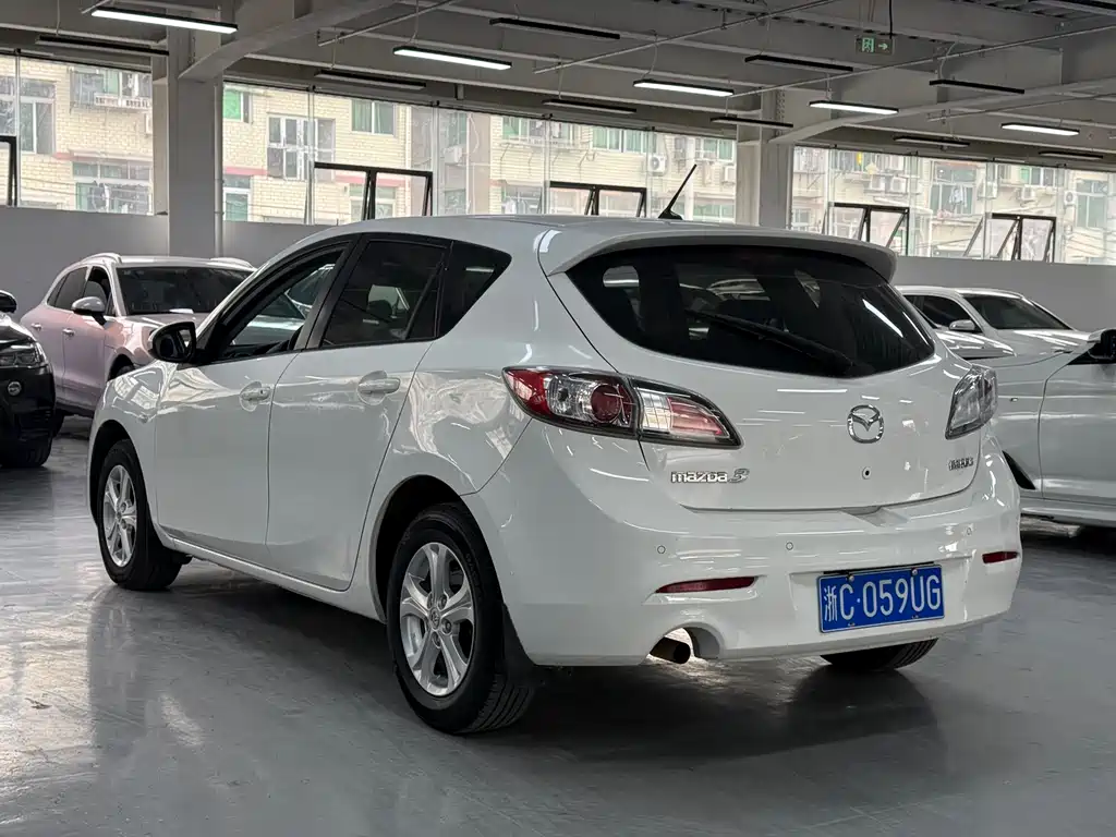 MAZDA 3 STAR CHENG