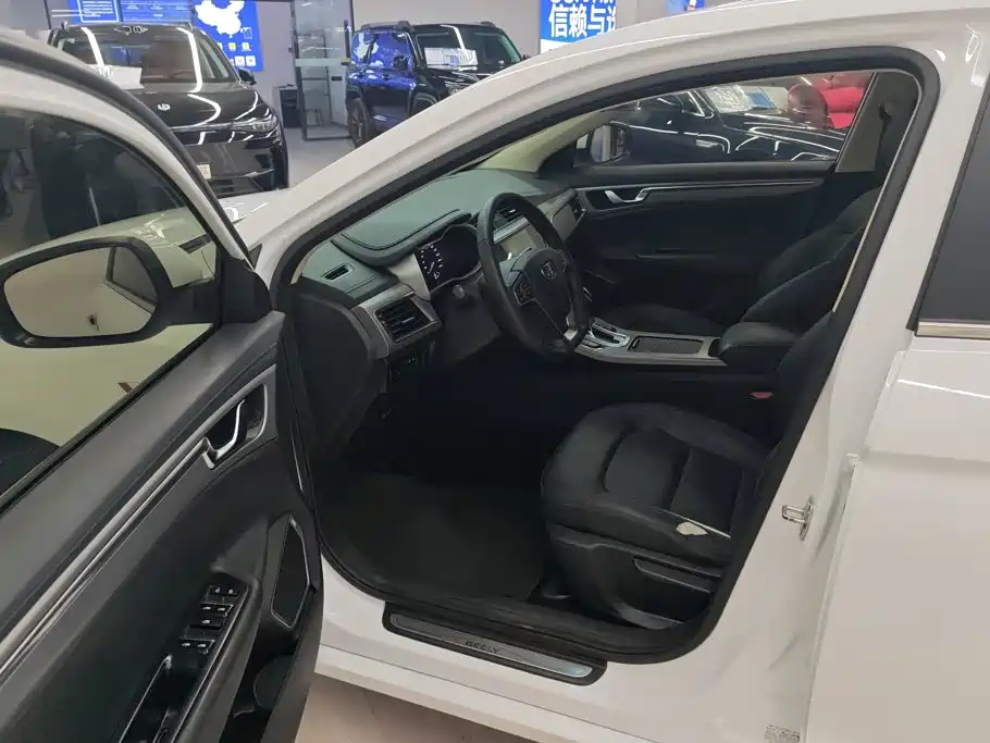 Geely Emgrand GL — миниатюра 9