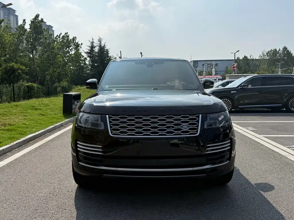 Land Rover Range Rover — миниатюра 2