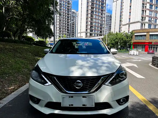 NISSAN XUAN YI 2018