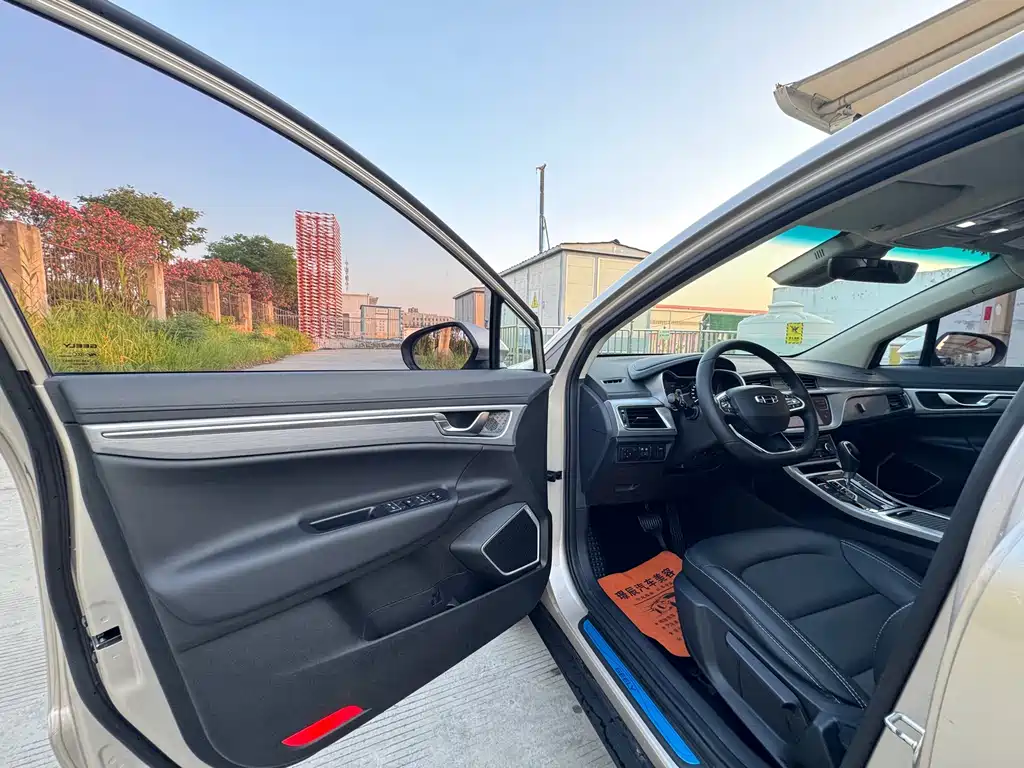 Geely Emgrand GS — миниатюра 16
