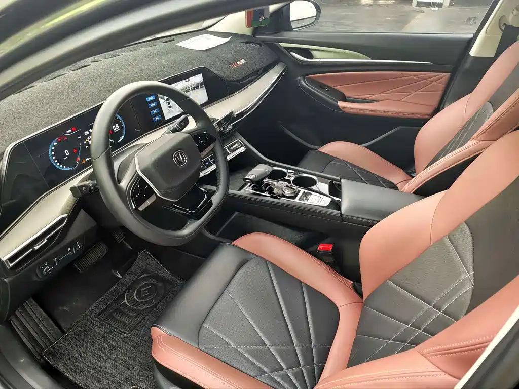 Changan Eado — миниатюра 7