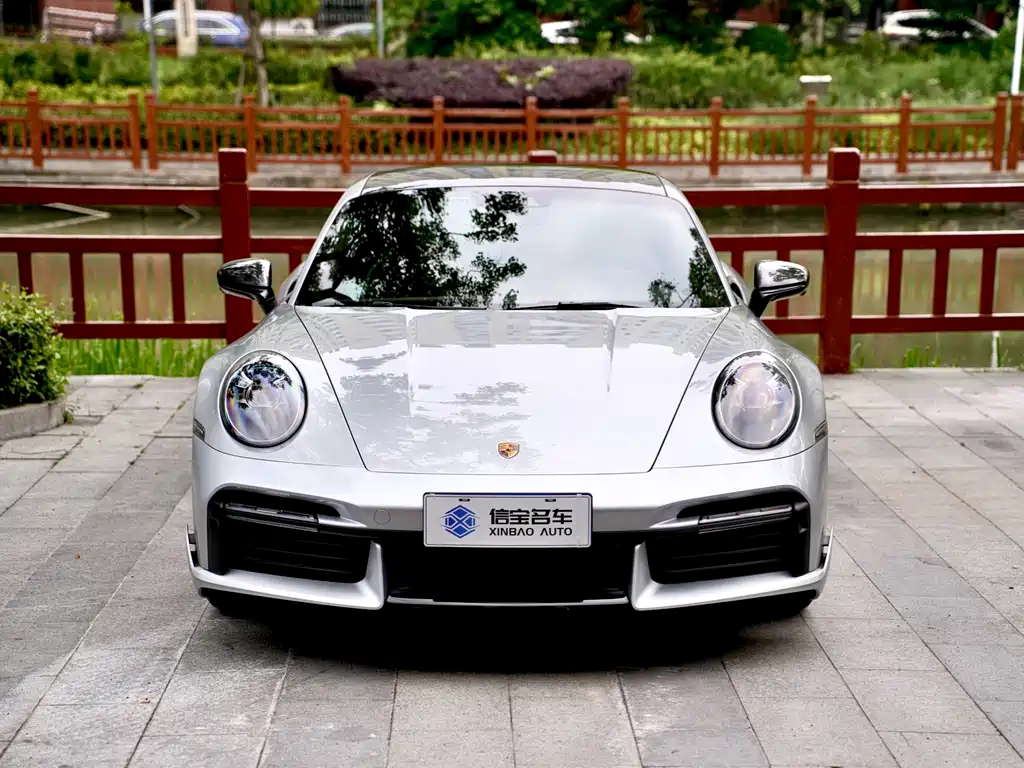 Porsche 911 2022 Turbo S 3.7T