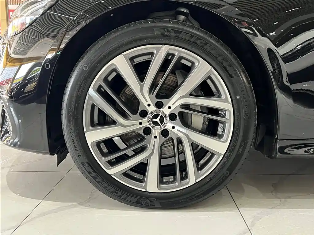 Mercedes-Benz E-Class E 2024 E 300 L Fashion