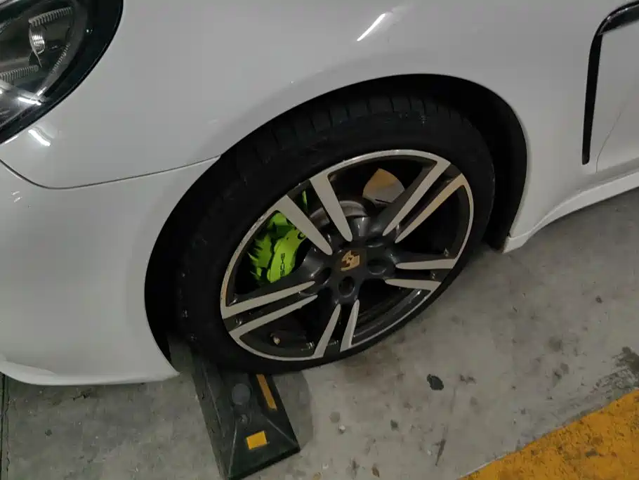 Porsche Panamera — миниатюра 6