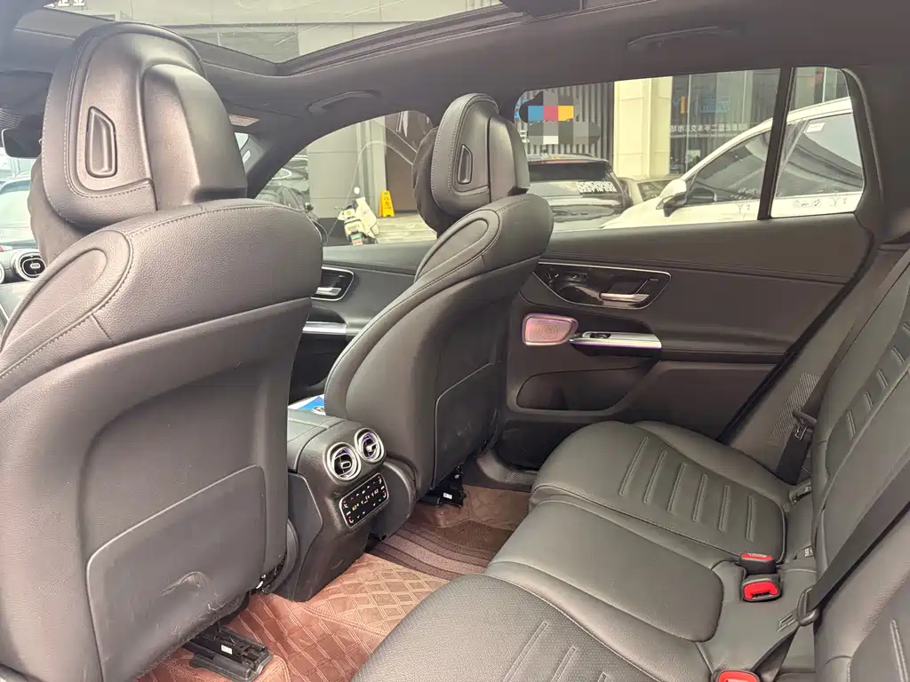 Mercedes-Benz GLC 2024 GLC 300 L 4MATIC 5 мест
