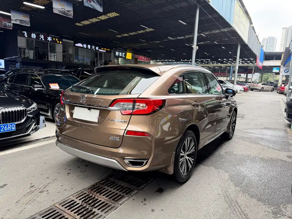 Honda Avancier — миниатюра 6