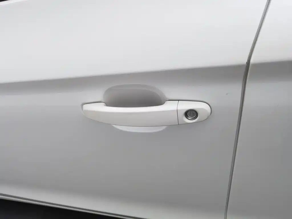 Changan Eado — миниатюра 18