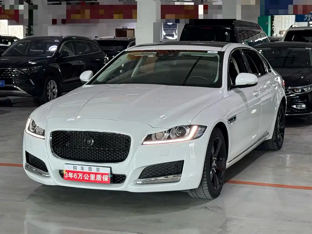 Jaguar XFL 2020