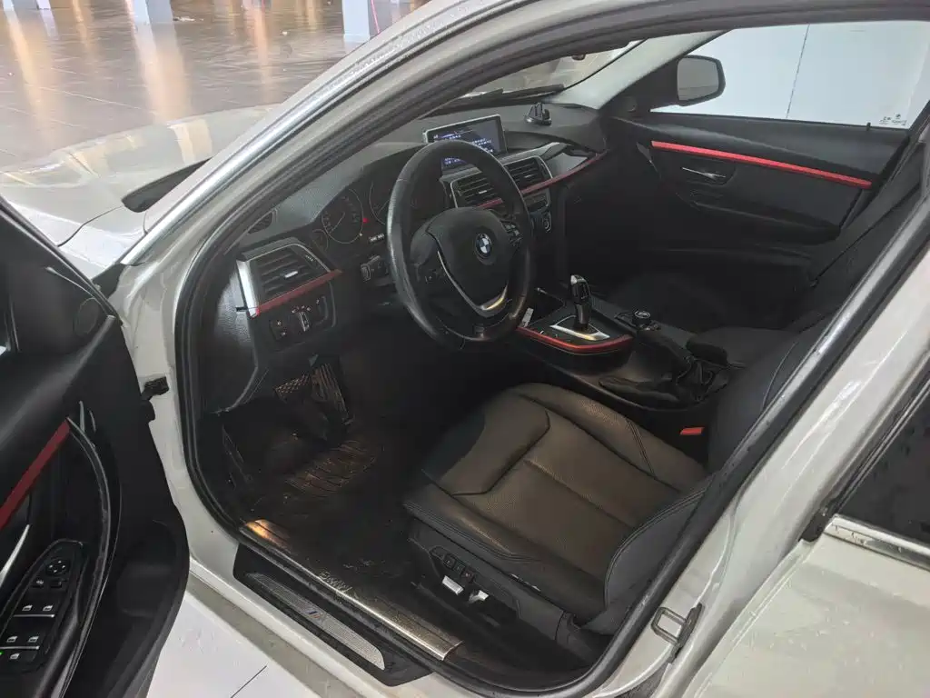 BMW 3 Series — миниатюра 5