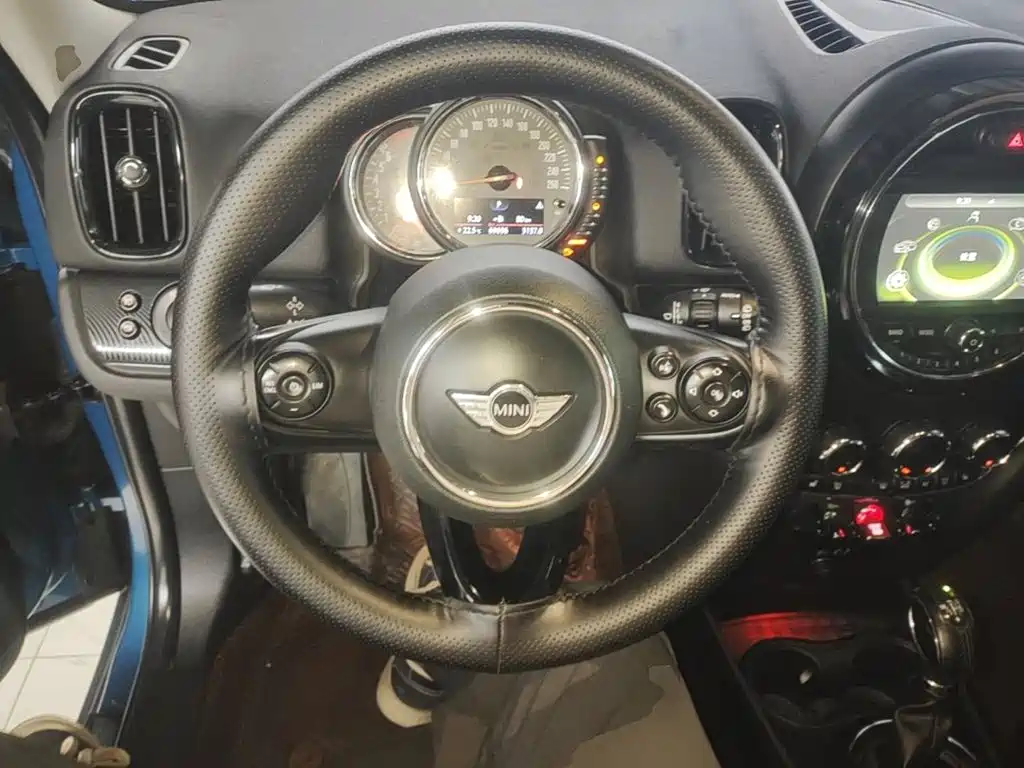 MINI Mini Countryman — миниатюра 11