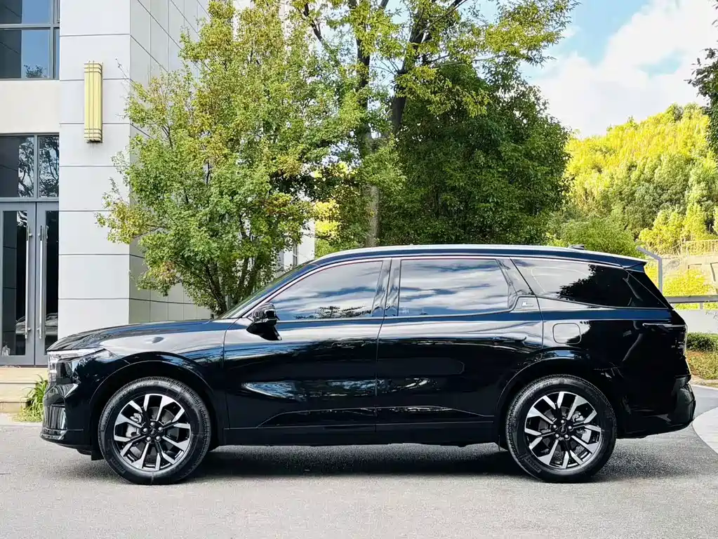 Ford Edge — миниатюра 4