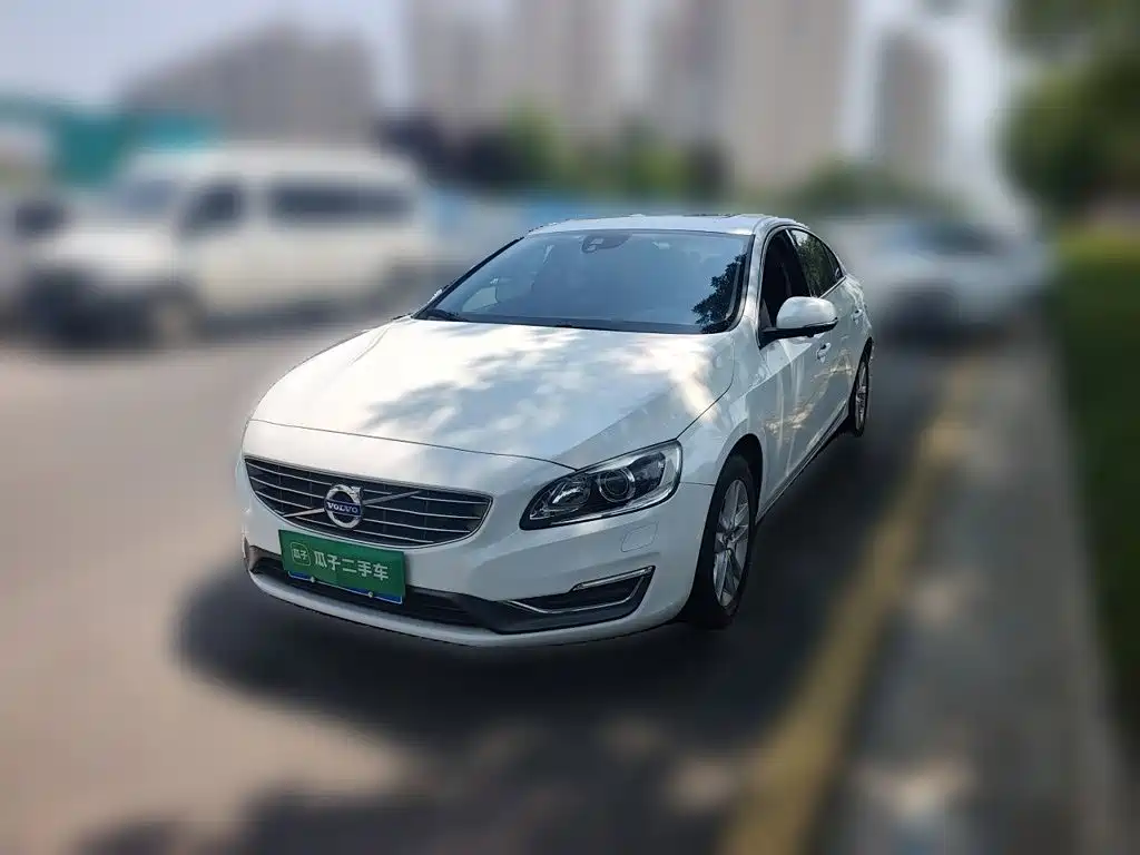 Volvo S60