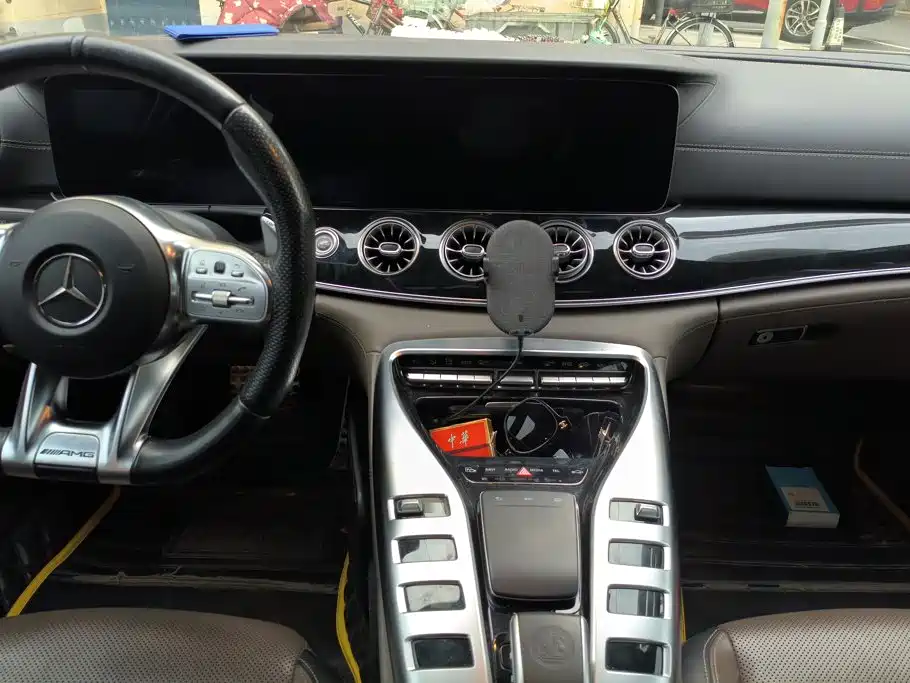 Mercedes-Benz AMG GT — миниатюра 13