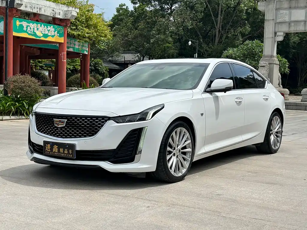 CADILLAC  CT5