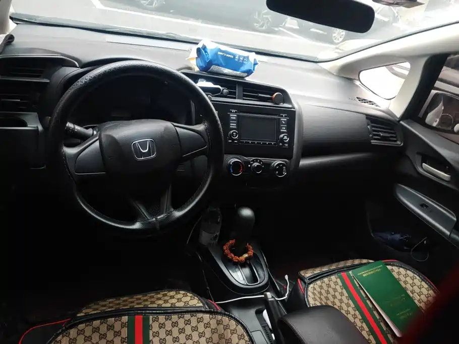Honda Fit — миниатюра 12