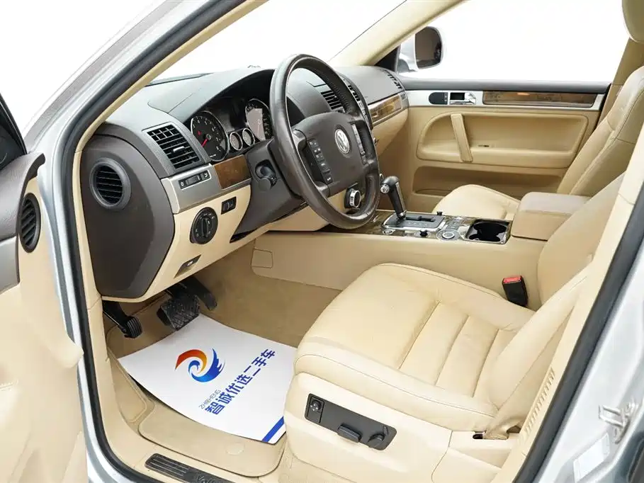 Volkswagen Touareg 2010 3.6 Luxury