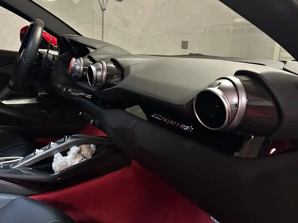 Ferrari 812 2017 6.5L Superfast