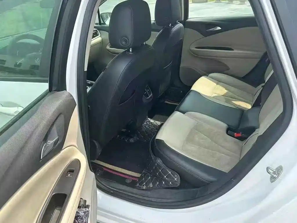 Buick Verano — миниатюра 6