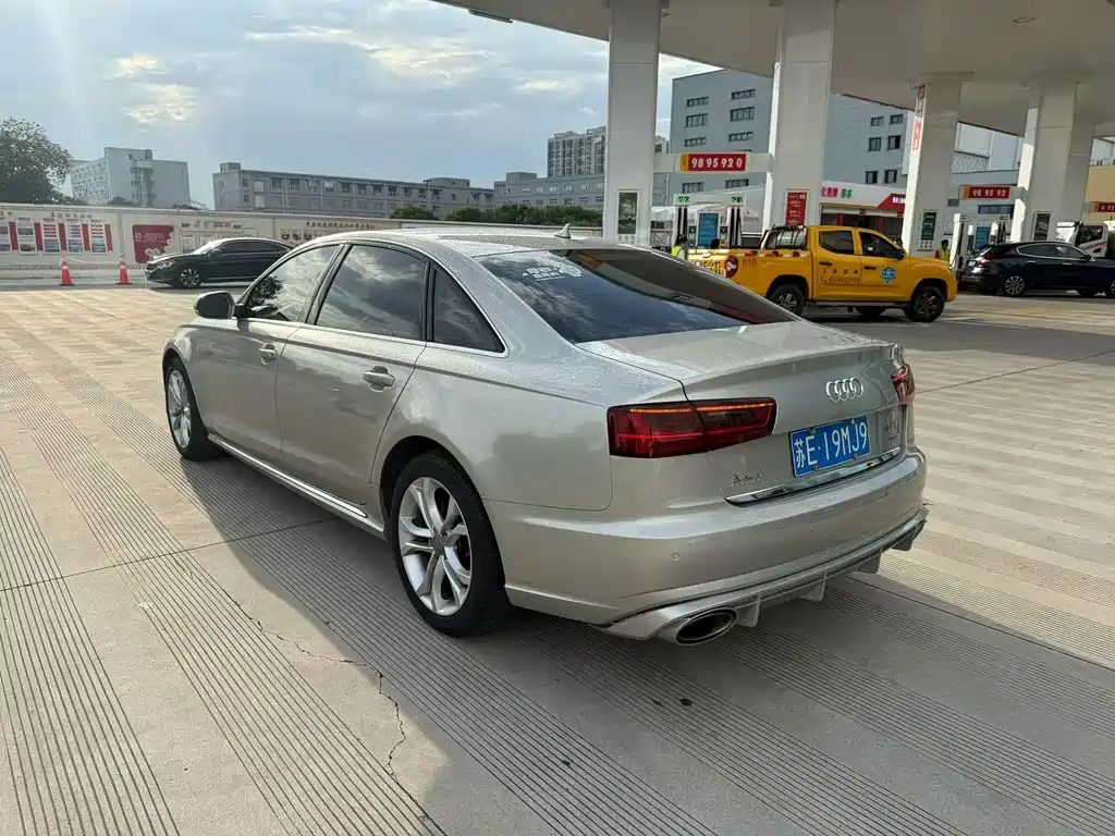 Audi A6L — миниатюра 9