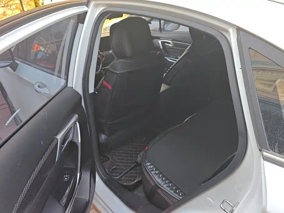 BAIC Senova D50 — миниатюра 11