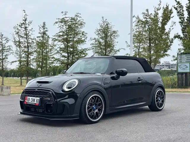 MINI  2022