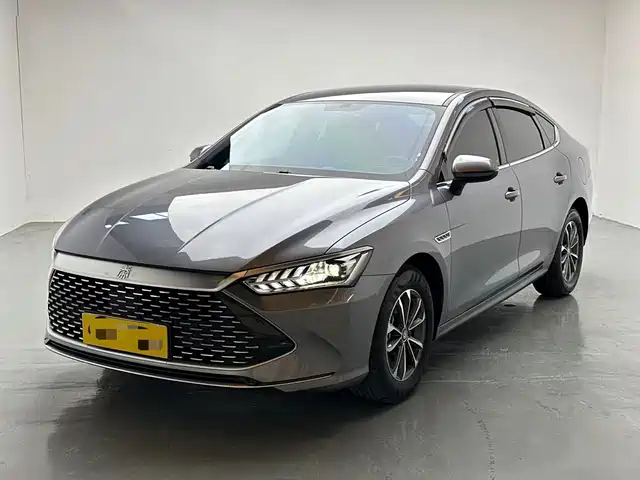 2023 BYD Qin
