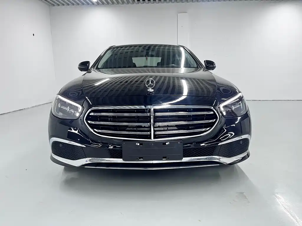 Mercedes-Benz E-Class E 2023 E 300 L Fashion