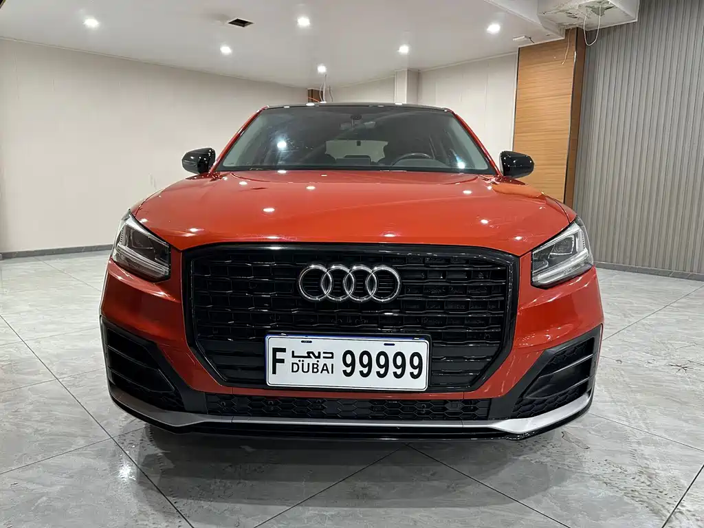 AUDI Q2L