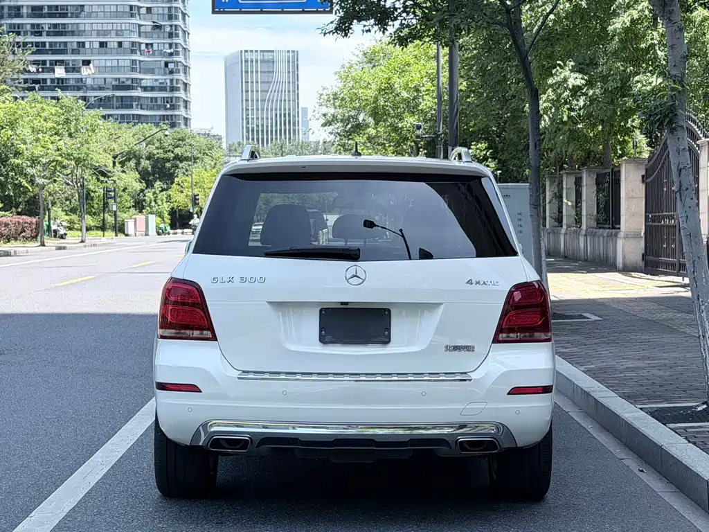 Mercedes-Benz GLK 2013 GLK 300 4MATIC Luxury
