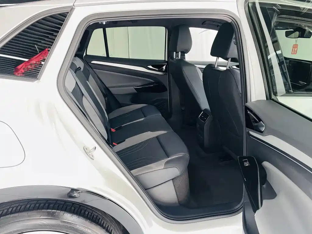 Volkswagen ID.4 Crozz — миниатюра 12