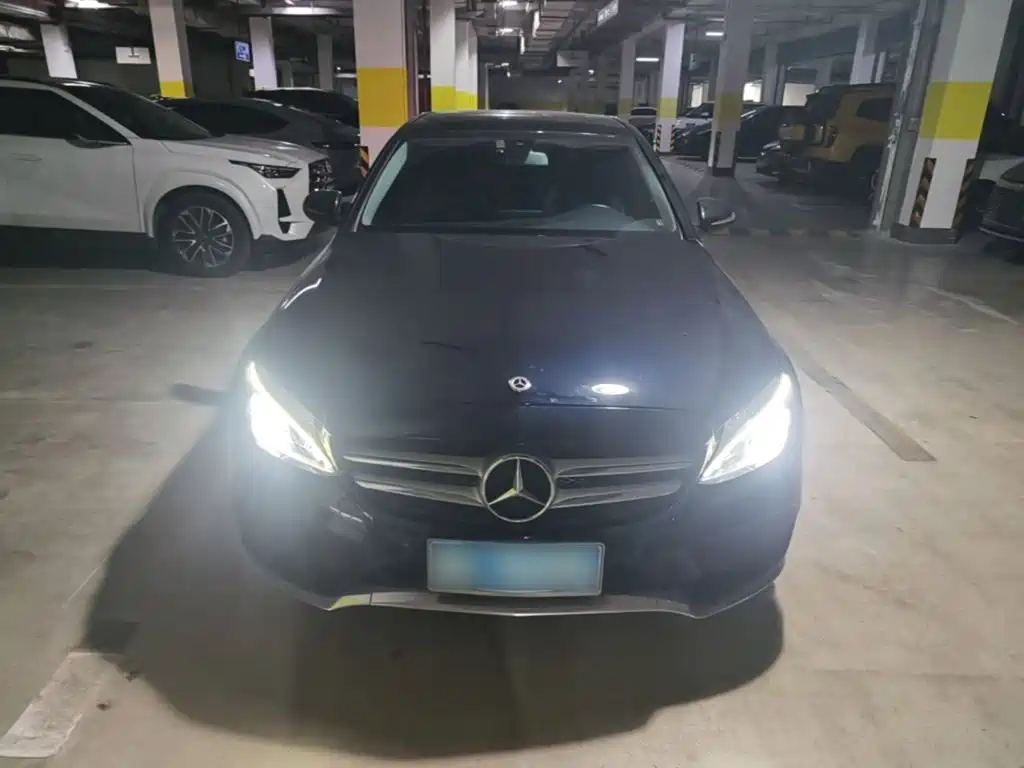 Mercedes-Benz C-Class — миниатюра 3