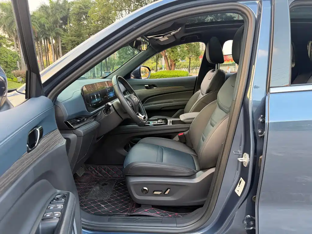 Ford Equator Sport — миниатюра 15