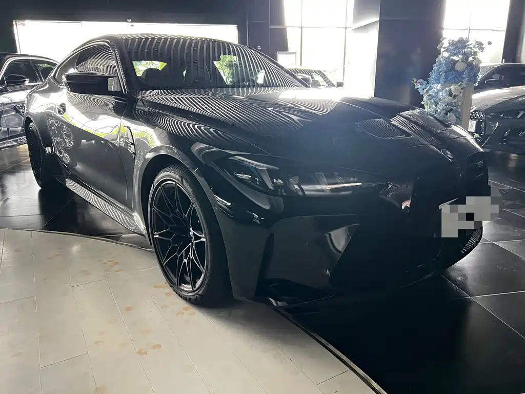 BMW M4 — миниатюра 3