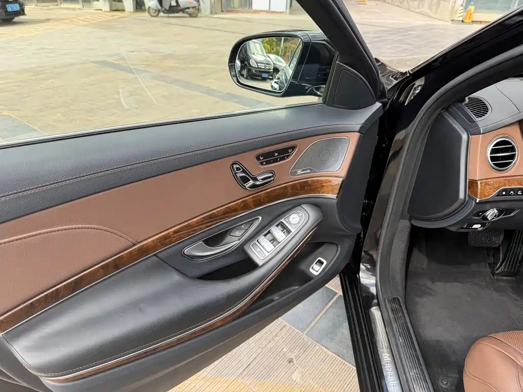 Mercedes-Benz S-Class — миниатюра 4
